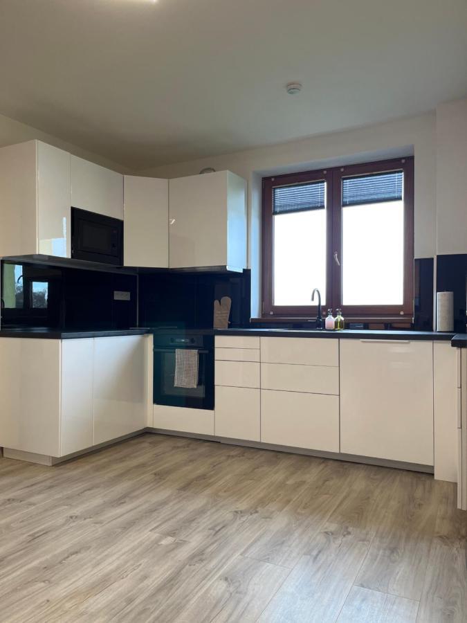Apartment Golden Prague 78 Vestec  Zewnętrze zdjęcie