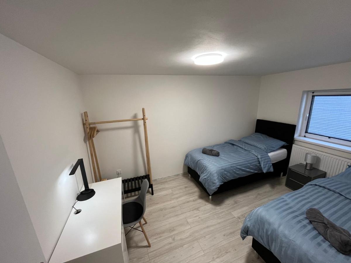 Apartment Golden Prague 78 Vestec  Zewnętrze zdjęcie