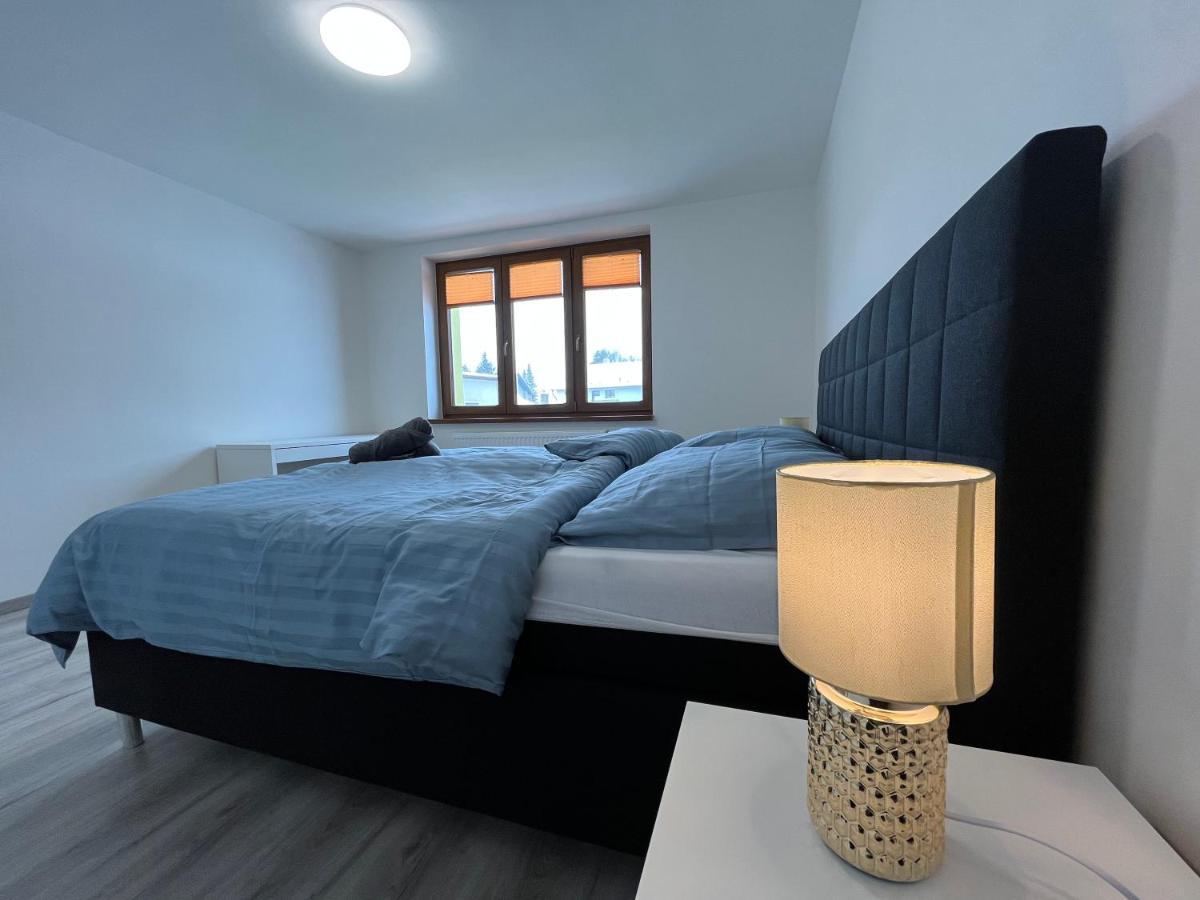 Apartment Golden Prague 78 Vestec  Zewnętrze zdjęcie