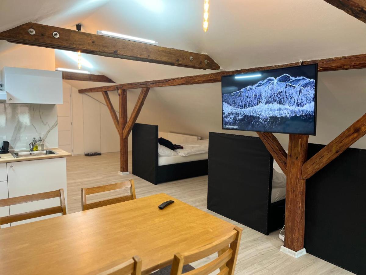 Apartment Golden Prague 78 Vestec  Zewnętrze zdjęcie