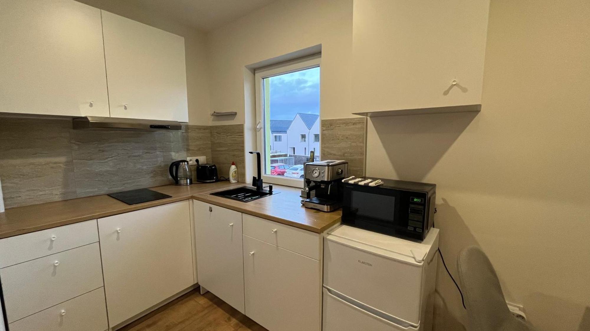 Apartment Golden Prague 78 Vestec  Zewnętrze zdjęcie