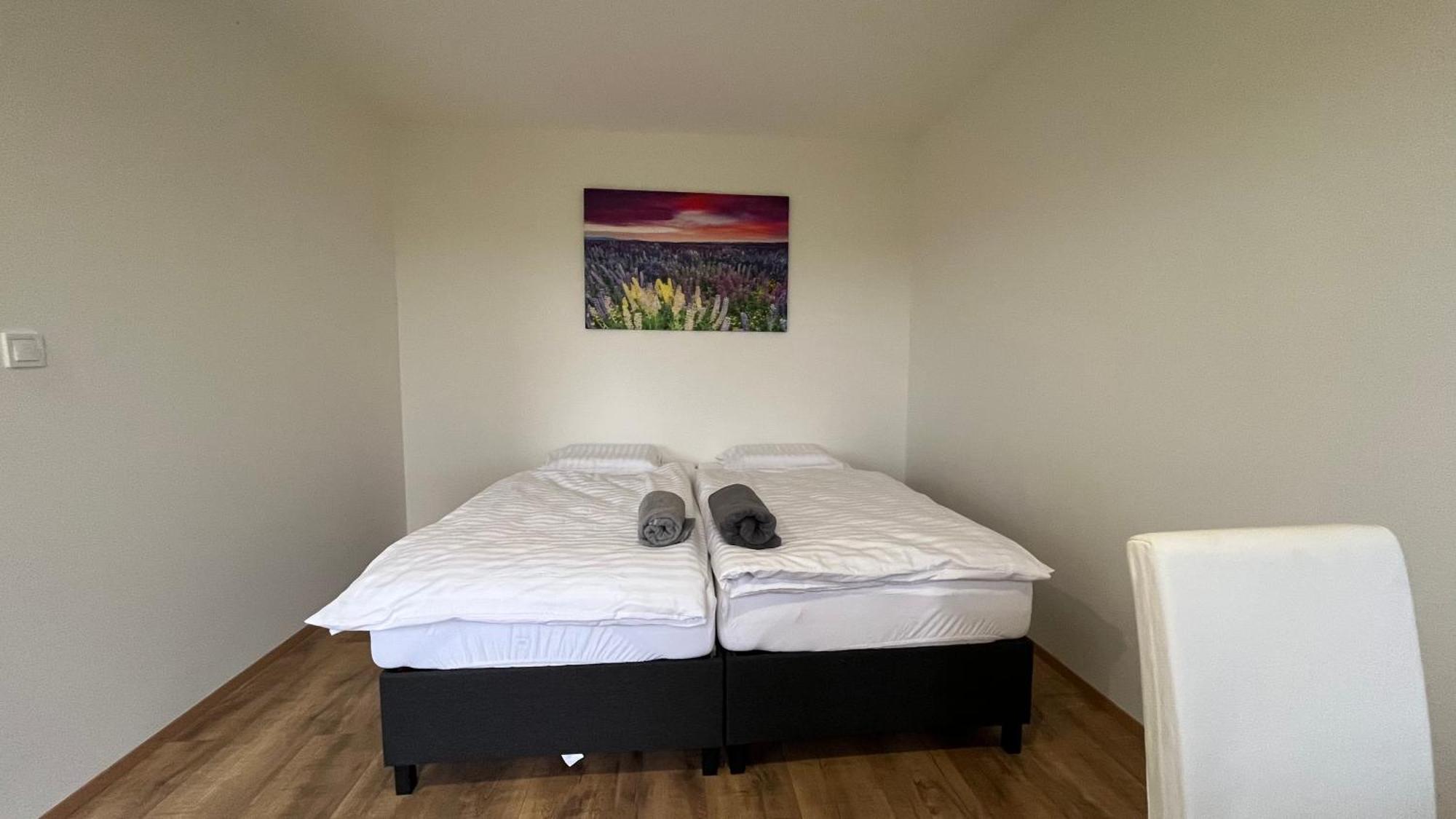 Apartment Golden Prague 78 Vestec  Zewnętrze zdjęcie