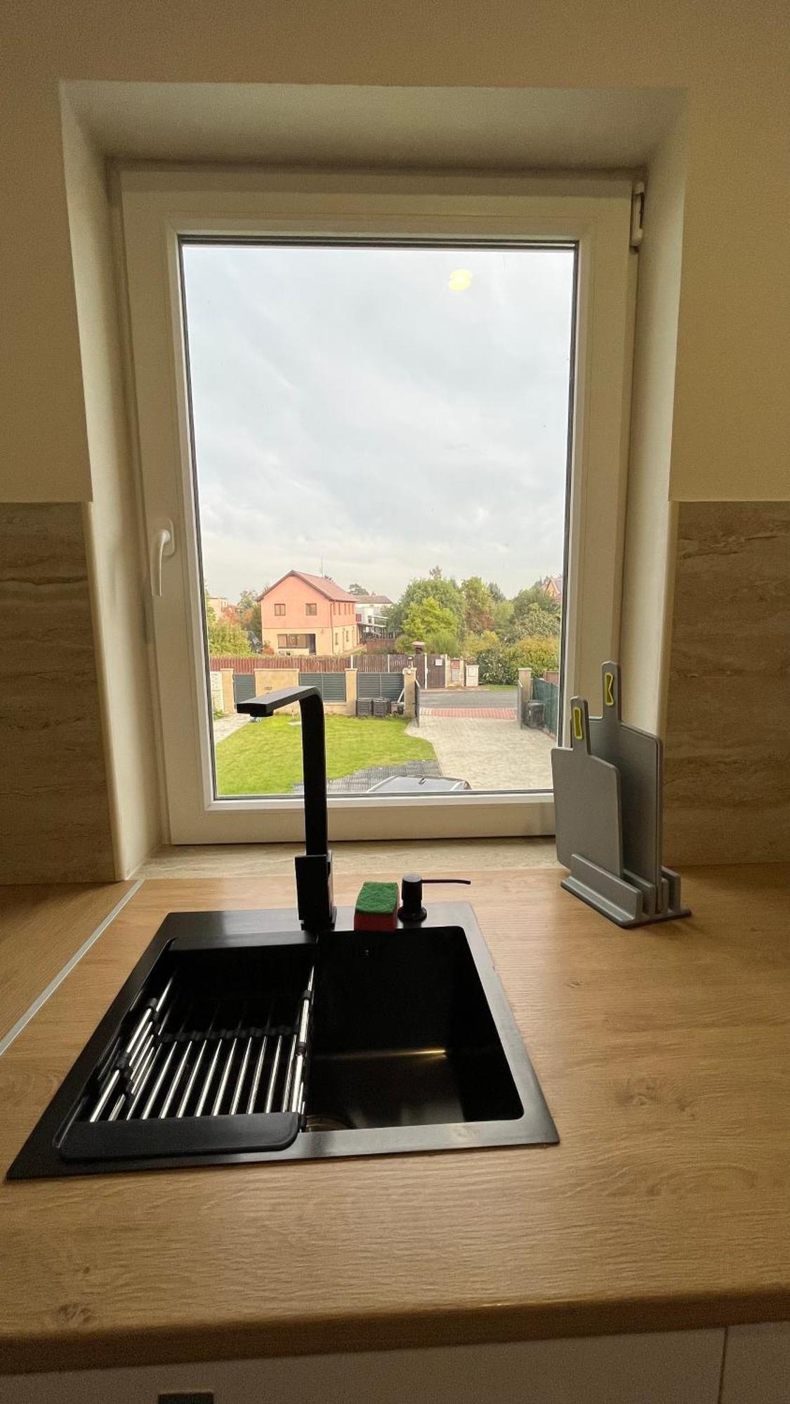 Apartment Golden Prague 78 Vestec  Zewnętrze zdjęcie